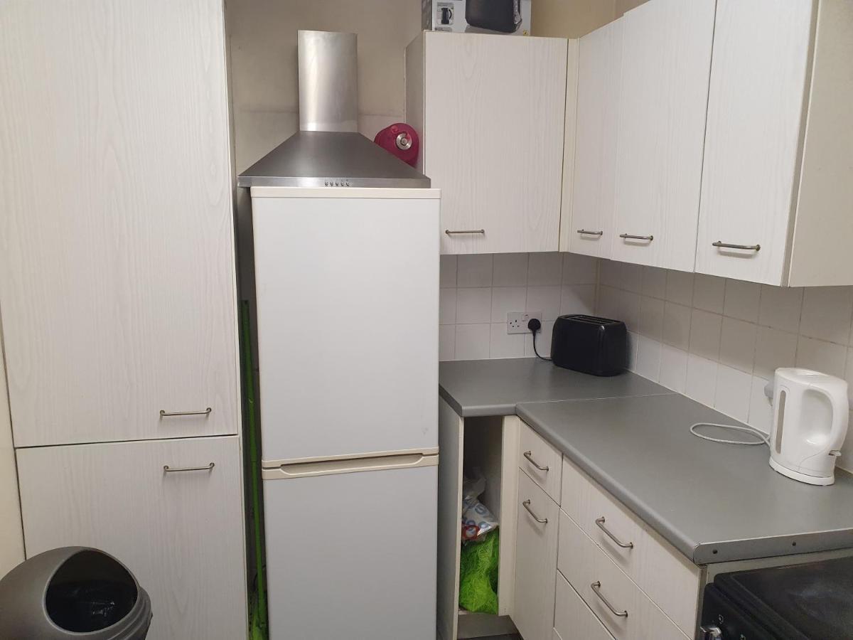 Olympus Apartment ลอนดอน ภายนอก รูปภาพ